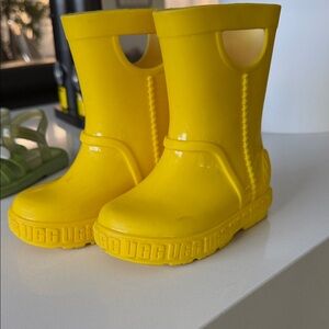 UGG Kids Bright Yellow Waterproof Rain Boots